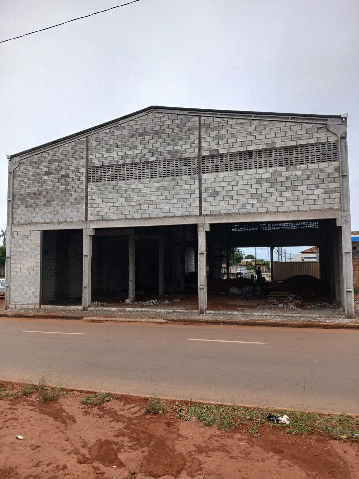 Galpão industrial pré-moldado de concreto em Brasília-DF